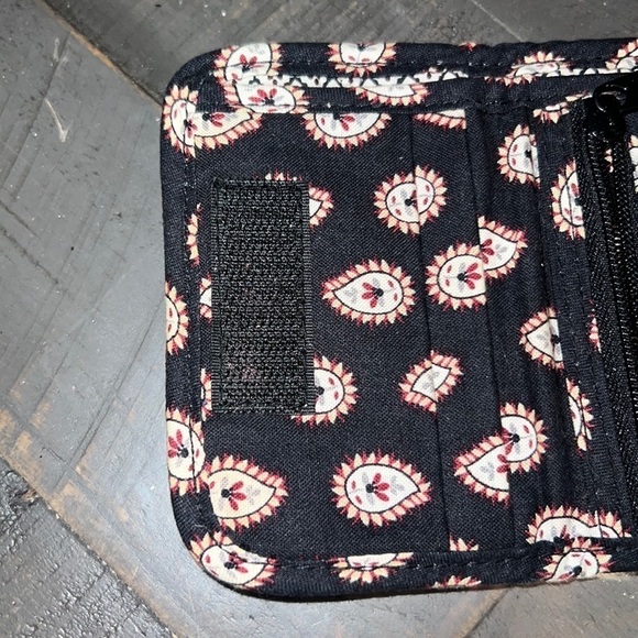Vera‎ Bradley "Classic Black" (Retired 2006) Tri-Fold Velcro Wallet - Picture 4 of 4